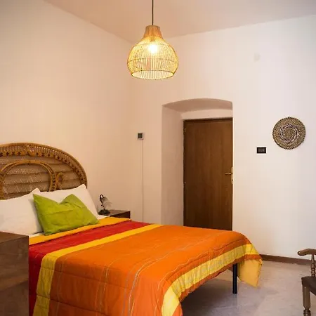 Casa Vacanze La Piazzetta - Cascata Delle Marmore 아파트 *